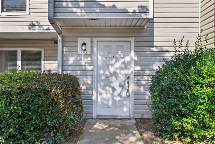125 Governors Drive, Forest Park, Georgia 30297