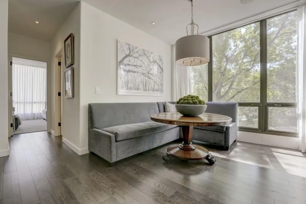 2575 Peachtree Road Ne Unit 3e, Atlanta, Georgia 30305, 2 Bedrooms Bedrooms, ,2 BathroomsBathrooms,Residential,Sold,2575 Peachtree Road Ne Unit 3e,5838609