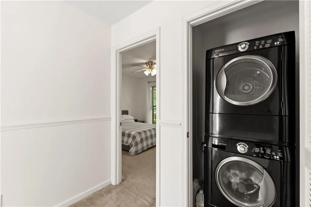 255 Winding River Drive Unit H, Sandy Springs, Georgia 30350, 2 Bedrooms Bedrooms, ,1 BathroomBathrooms,Residential,Sold,255 Winding River Drive Unit H,7116056