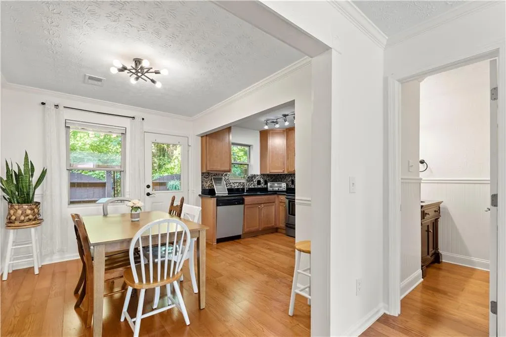 255 Winding River Drive Unit H, Sandy Springs, Georgia 30350, 2 Bedrooms Bedrooms, ,1 BathroomBathrooms,Residential,Sold,255 Winding River Drive Unit H,7116056