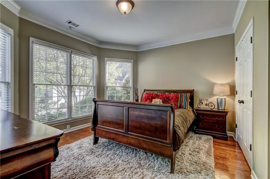 940 Lancaster Way, Sandy Springs, Georgia 30328, 4 Bedrooms Bedrooms, ,3 BathroomsBathrooms,Residential,Sold,940 Lancaster Way,5917601