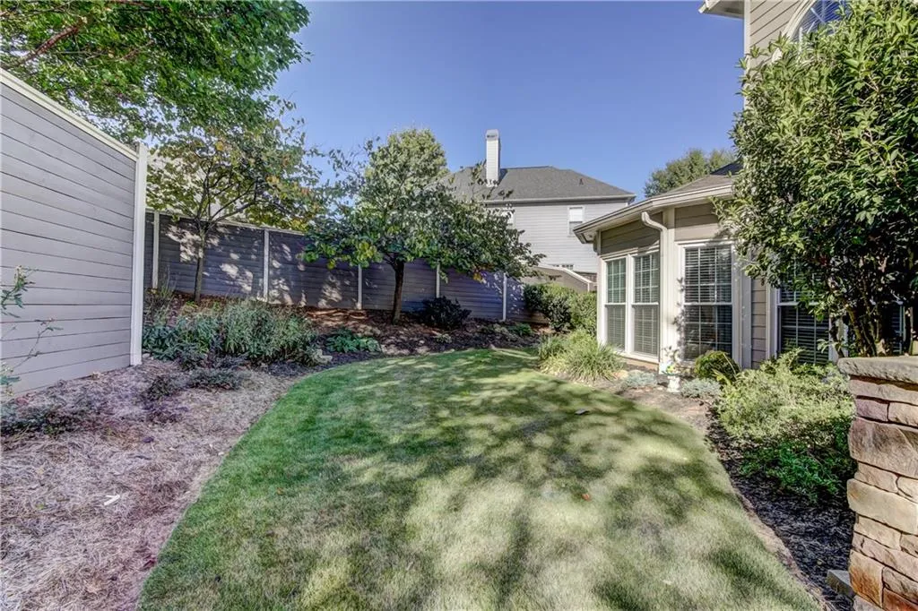 940 Lancaster Way, Sandy Springs, Georgia 30328, 4 Bedrooms Bedrooms, ,3 BathroomsBathrooms,Residential,Sold,940 Lancaster Way,5917601