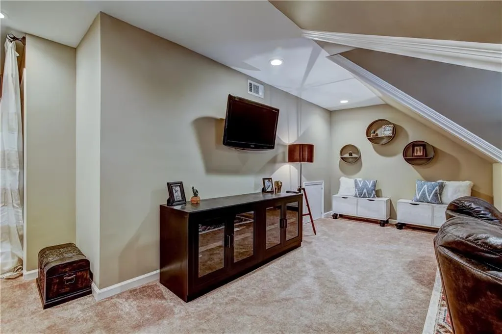 940 Lancaster Way, Sandy Springs, Georgia 30328, 4 Bedrooms Bedrooms, ,3 BathroomsBathrooms,Residential,Sold,940 Lancaster Way,5917601 940 Lancaster Way, Sandy Springs, Georgia 30328, 4 Bedrooms Bedrooms, ,3 BathroomsBathrooms,Residential,Sold,940 Lancaster Way,5917601