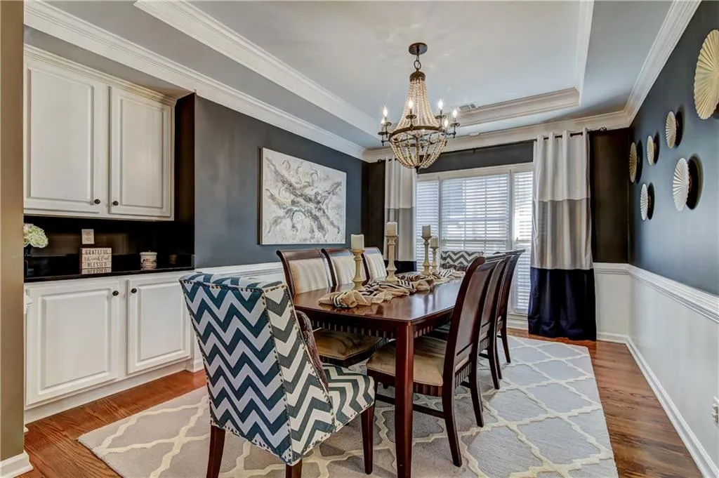 940 Lancaster Way, Sandy Springs, Georgia 30328, 4 Bedrooms Bedrooms, ,3 BathroomsBathrooms,Residential,Sold,940 Lancaster Way,5917601