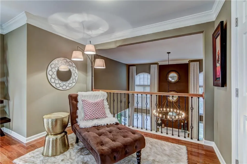 940 Lancaster Way, Sandy Springs, Georgia 30328, 4 Bedrooms Bedrooms, ,3 BathroomsBathrooms,Residential,Sold,940 Lancaster Way,5917601