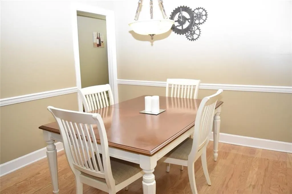 7500 Roswell Road Unit 64, Sandy Springs, Georgia 30350, 2 Bedrooms Bedrooms, ,2 BathroomsBathrooms,Residential,Sold,7500 Roswell Road Unit 64,5858889