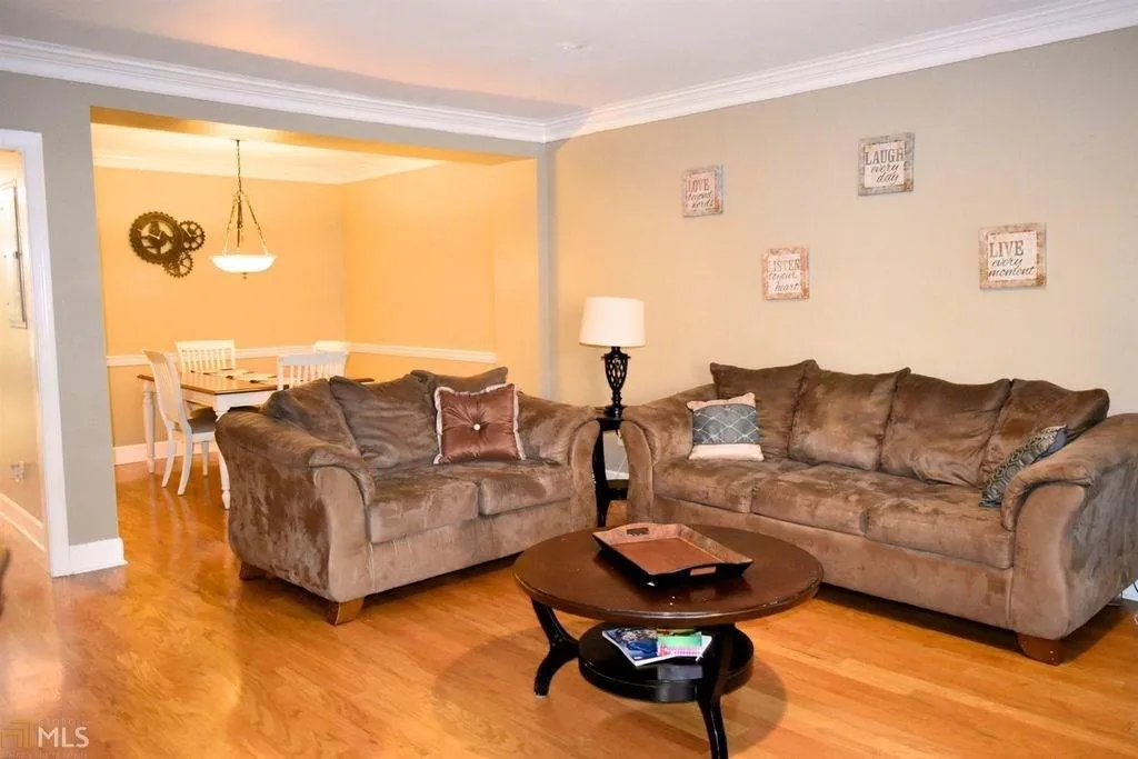 7500 Roswell Road Unit 64, Sandy Springs, Georgia 30350, 2 Bedrooms Bedrooms, ,2 BathroomsBathrooms,Residential,Sold,7500 Roswell Road Unit 64,5858889