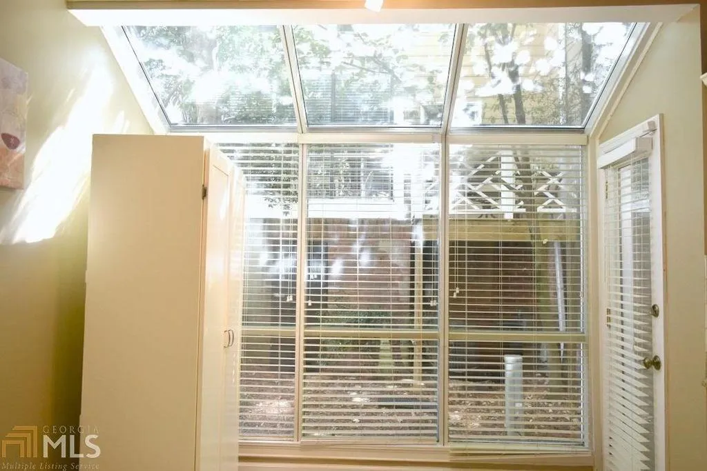 7500 Roswell Road Unit 64, Sandy Springs, Georgia 30350, 2 Bedrooms Bedrooms, ,2 BathroomsBathrooms,Residential,Sold,7500 Roswell Road Unit 64,5858889