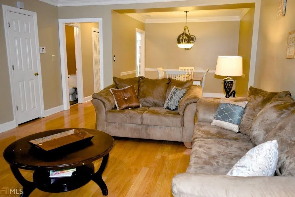 7500 Roswell Road Unit 64, Sandy Springs, Georgia 30350, 2 Bedrooms Bedrooms, ,2 BathroomsBathrooms,Residential,Sold,7500 Roswell Road Unit 64,5858889