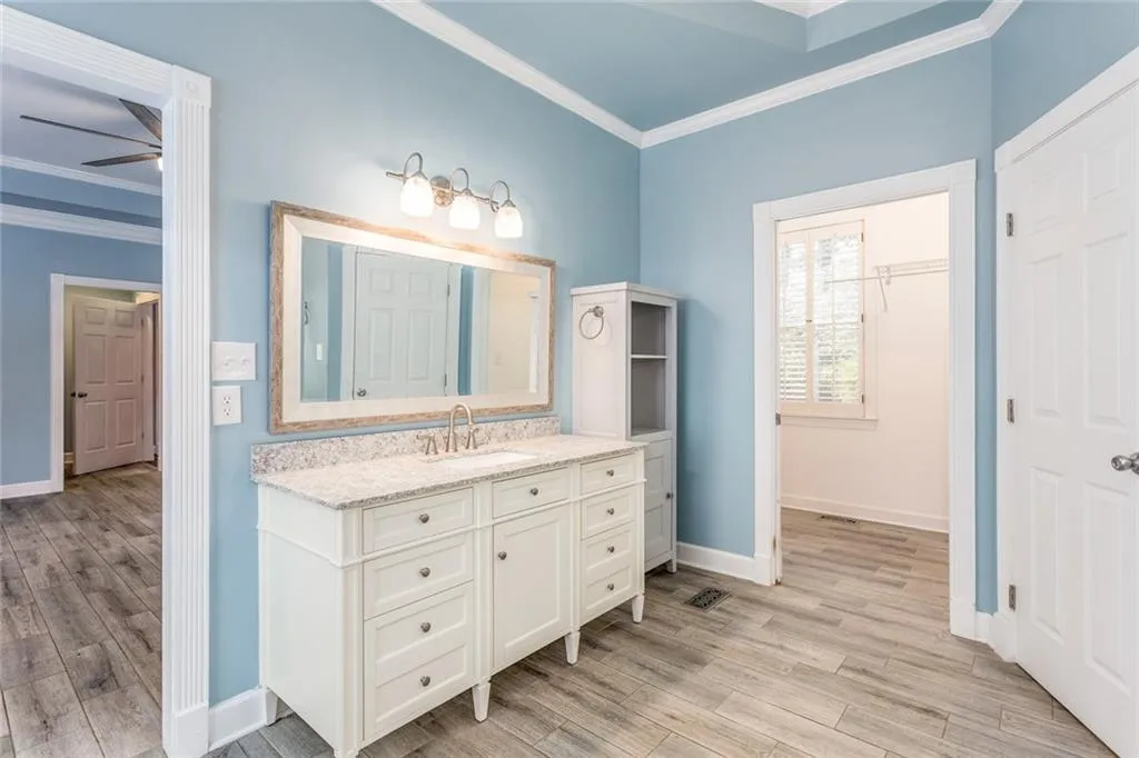 5080 Spalding Drive, Atlanta, Georgia 30350, 4 Bedrooms Bedrooms, ,3 BathroomsBathrooms,Residential,Sold,5080 Spalding Drive,6621397
