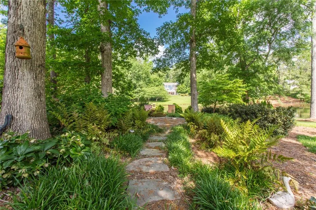 5080 Spalding Drive, Atlanta, Georgia 30350, 4 Bedrooms Bedrooms, ,3 BathroomsBathrooms,Residential,Sold,5080 Spalding Drive,6621397