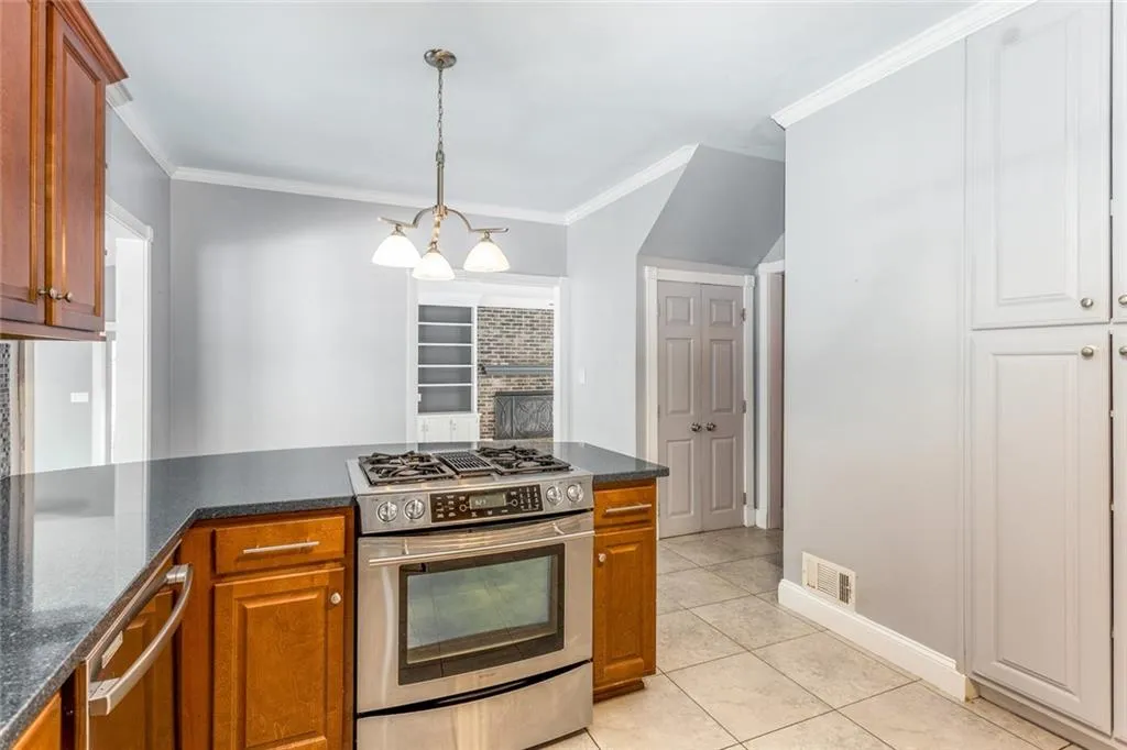 5080 Spalding Drive, Atlanta, Georgia 30350, 4 Bedrooms Bedrooms, ,3 BathroomsBathrooms,Residential,Sold,5080 Spalding Drive,6621397