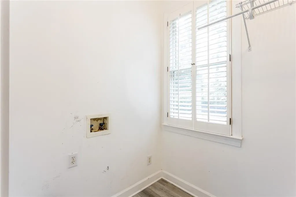 5080 Spalding Drive, Atlanta, Georgia 30350, 4 Bedrooms Bedrooms, ,3 BathroomsBathrooms,Residential,Sold,5080 Spalding Drive,6621397