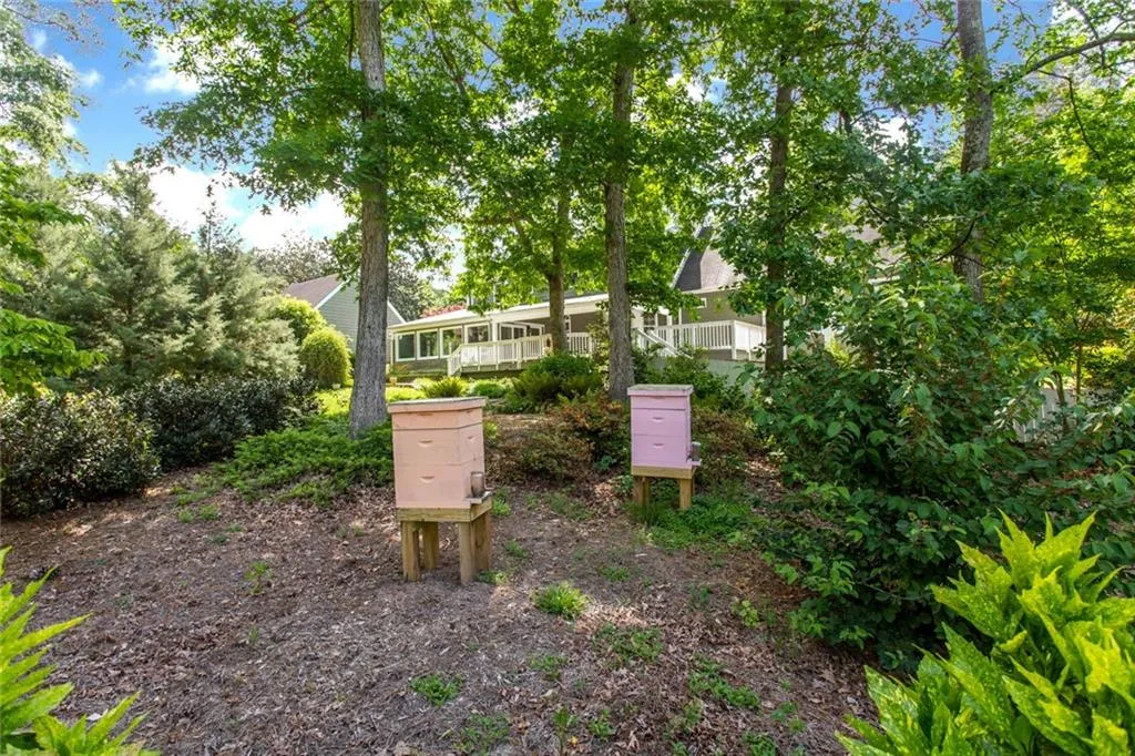 5080 Spalding Drive, Atlanta, Georgia 30350, 4 Bedrooms Bedrooms, ,3 BathroomsBathrooms,Residential,Sold,5080 Spalding Drive,6621397