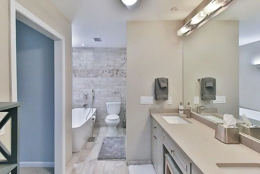 283 The South Chace, Atlanta, Georgia 30328, 3 Bedrooms Bedrooms, ,2 BathroomsBathrooms,Residential,Sold,283 The South Chace,6115819