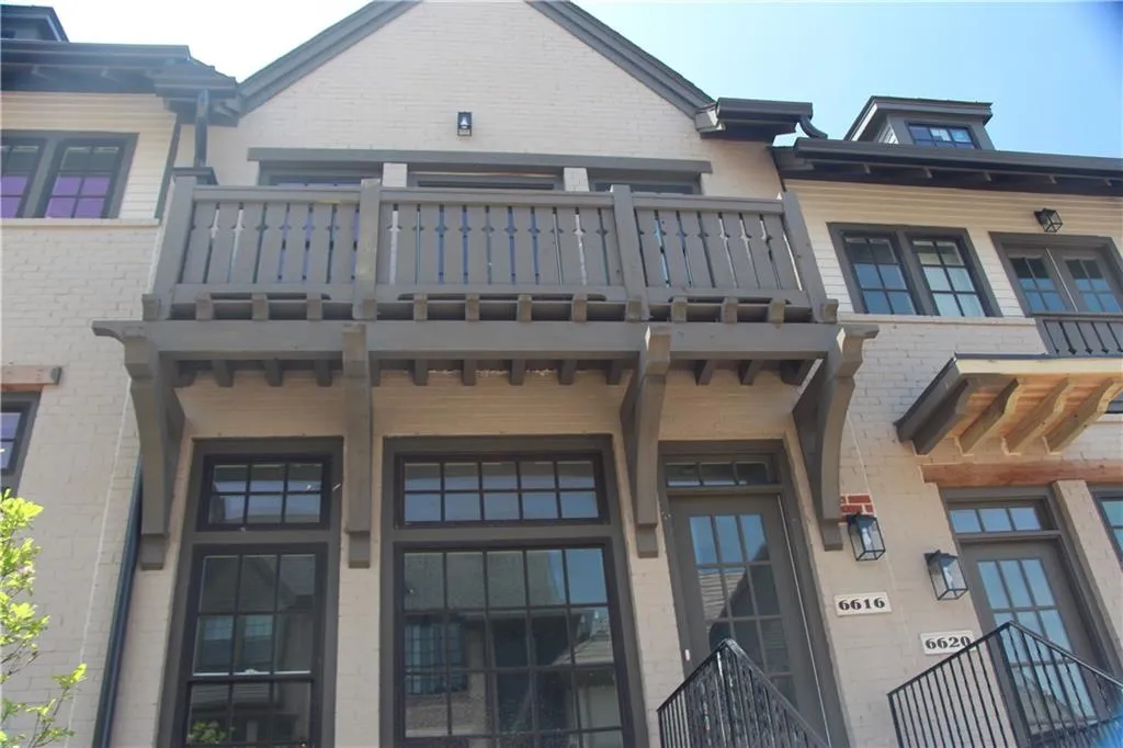 6616 Cadence Boulevard Unit 106, Sandy Springs, Georgia 30328, 3 Bedrooms Bedrooms, ,3 BathroomsBathrooms,Residential,Sold,6616 Cadence Boulevard Unit 106,6538099