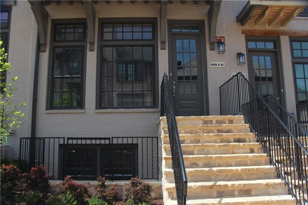 6616 Cadence Boulevard Unit 106, Sandy Springs, Georgia 30328, 3 Bedrooms Bedrooms, ,3 BathroomsBathrooms,Residential,Sold,6616 Cadence Boulevard Unit 106,6538099