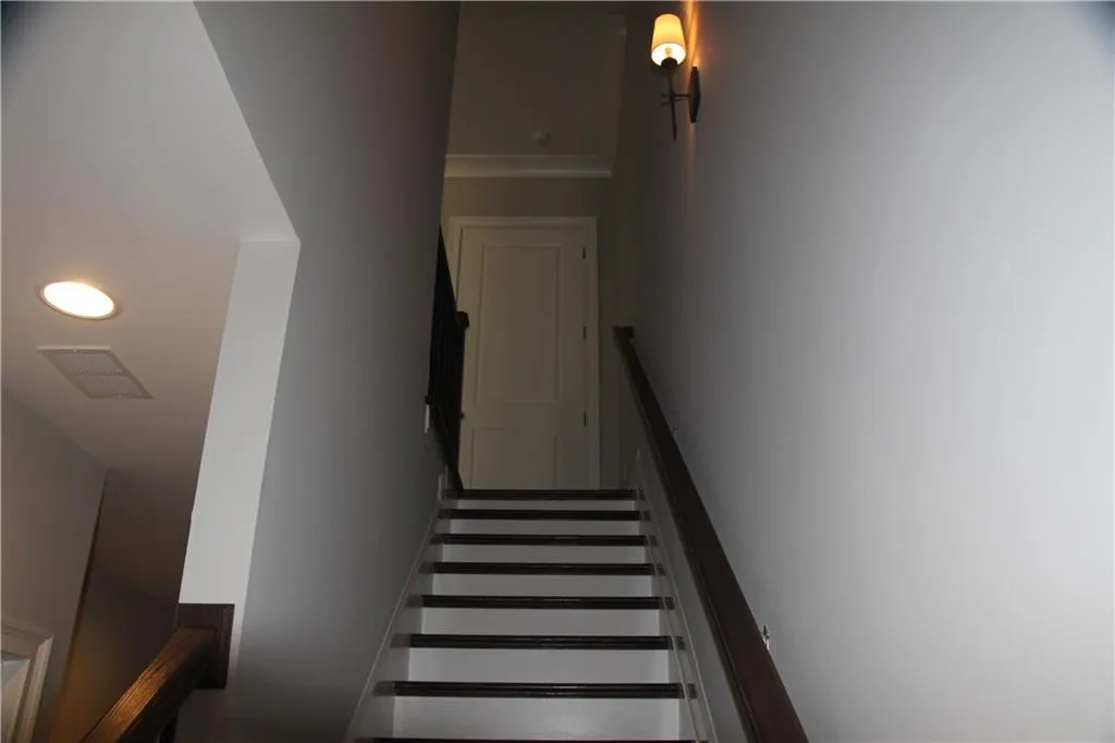 6616 Cadence Boulevard Unit 106, Sandy Springs, Georgia 30328, 3 Bedrooms Bedrooms, ,3 BathroomsBathrooms,Residential,Sold,6616 Cadence Boulevard Unit 106,6538099