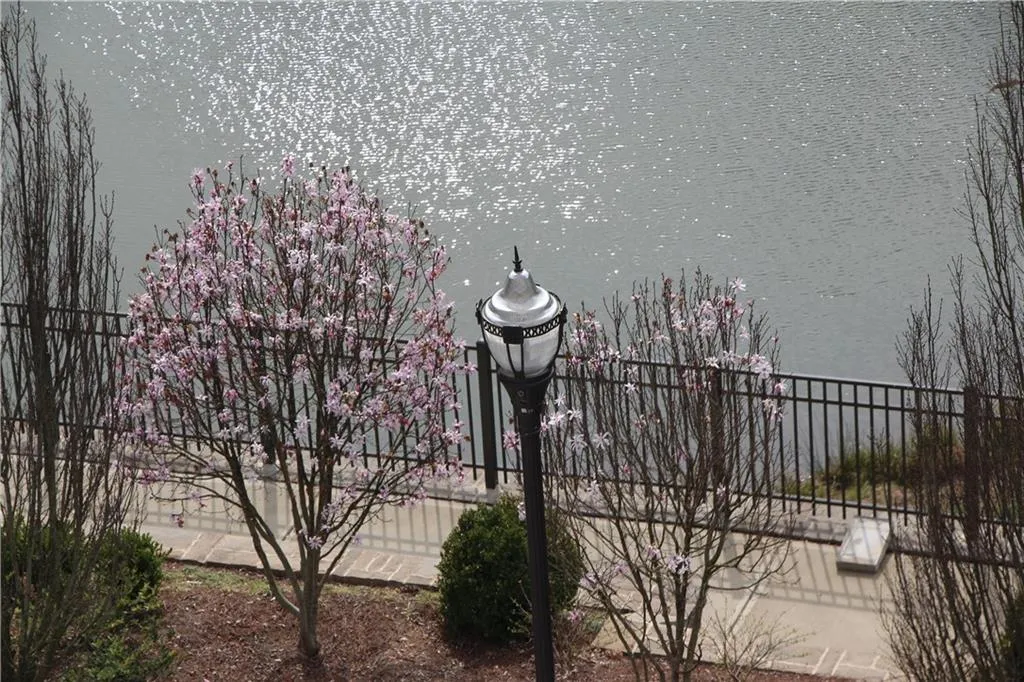 6616 Cadence Boulevard Unit 106, Sandy Springs, Georgia 30328, 3 Bedrooms Bedrooms, ,3 BathroomsBathrooms,Residential,Sold,6616 Cadence Boulevard Unit 106,6538099