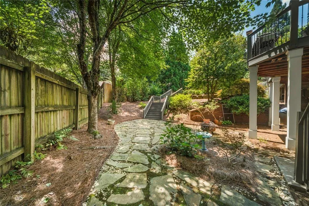 225 Farmbrooke Court, Atlanta, Georgia 30350, 8 Bedrooms Bedrooms, ,6 BathroomsBathrooms,Residential,Sold,225 Farmbrooke Court,7702727