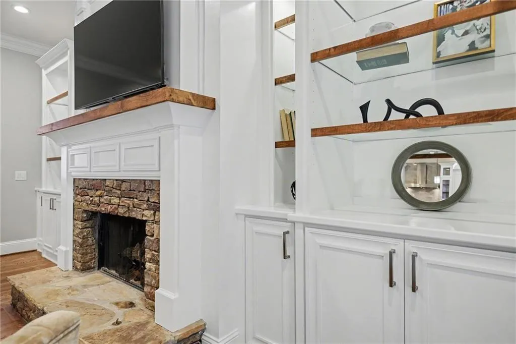225 Farmbrooke Court, Atlanta, Georgia 30350, 8 Bedrooms Bedrooms, ,6 BathroomsBathrooms,Residential,For Sale,225 Farmbrooke Court,7702727