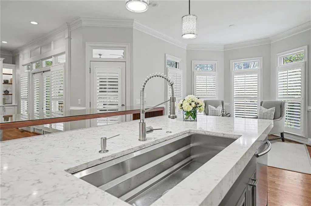 225 Farmbrooke Court, Atlanta, Georgia 30350, 8 Bedrooms Bedrooms, ,6 BathroomsBathrooms,Residential,For Sale,225 Farmbrooke Court,7702727