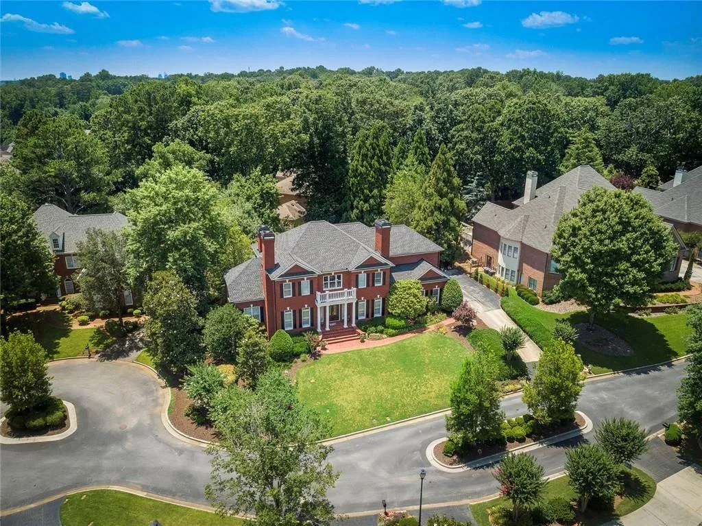 225 Farmbrooke Court, Atlanta, Georgia 30350, 8 Bedrooms Bedrooms, ,6 BathroomsBathrooms,Residential,Sold,225 Farmbrooke Court,7702727