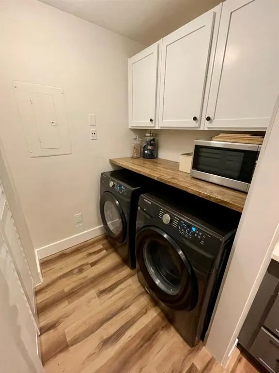 633 Granville Court, Sandy Springs, Georgia 30328, 2 Bedrooms Bedrooms, ,2 BathroomsBathrooms,Residential,Sold,633 Granville Court,6993898