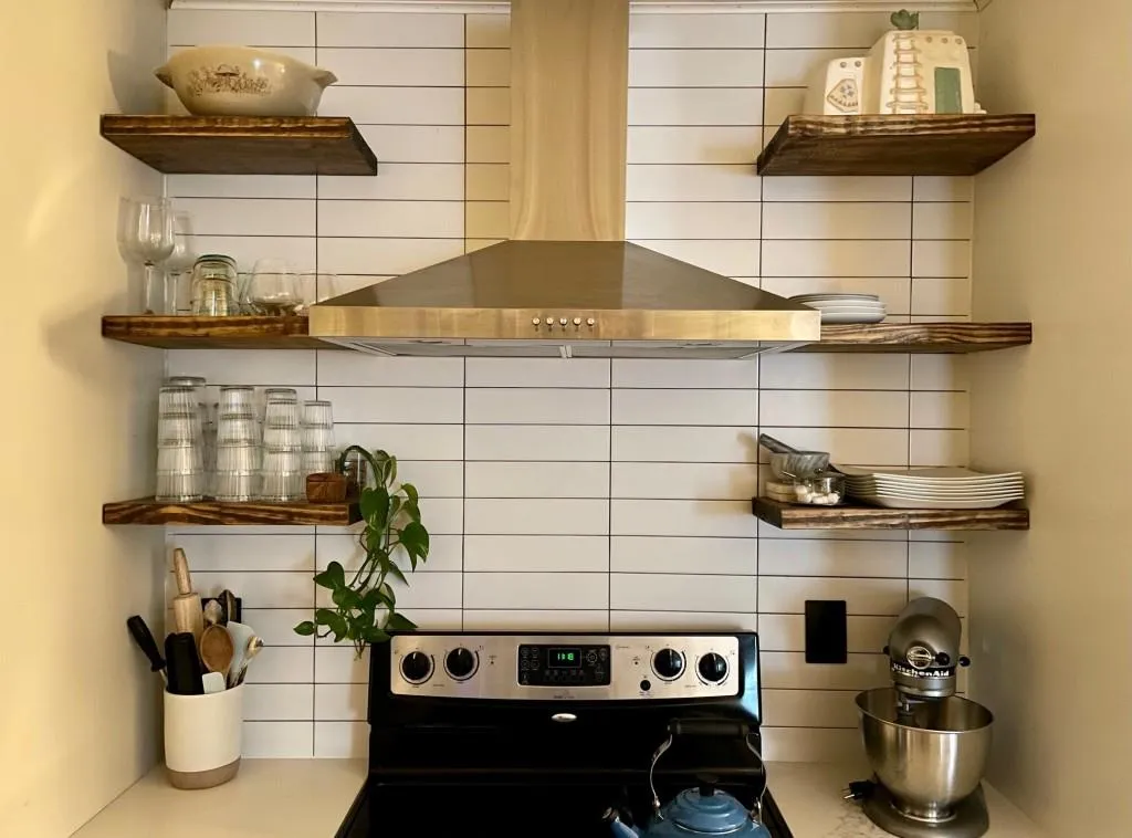 633 Granville Court, Sandy Springs, Georgia 30328, 2 Bedrooms Bedrooms, ,2 BathroomsBathrooms,Residential,Sold,633 Granville Court,6993898