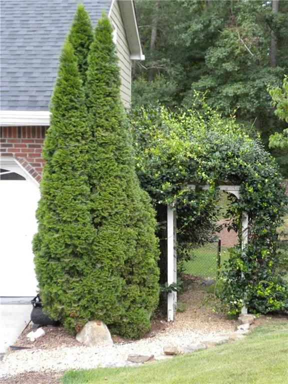 300 Nesbit Lake Court, Atlanta, Georgia 30350, 5 Bedrooms Bedrooms, ,3 BathroomsBathrooms,Residential,Sold,300 Nesbit Lake Court,5722616