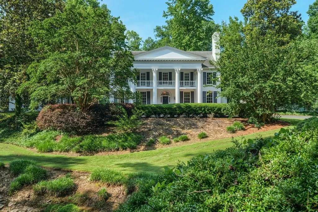 4122 Paces Ferry Road Nw, Atlanta, Georgia 30327, 4 Bedrooms Bedrooms, ,5 BathroomsBathrooms,Residential,Sold,4122 Paces Ferry Road Nw,6025052