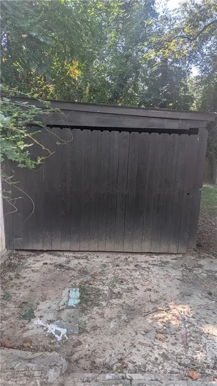 2800 Browntown Road Nw, Atlanta, Georgia 30318, 3 Bedrooms Bedrooms, ,1 BathroomBathrooms,Residential,For Sale,2800 Browntown Road Nw,7674140