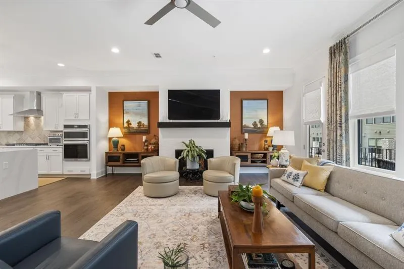6802 Encore Boulevard, Atlanta, Georgia 30328, 3 Bedrooms Bedrooms, ,4 BathroomsBathrooms,Residential,Sold,6802 Encore Boulevard,7699981