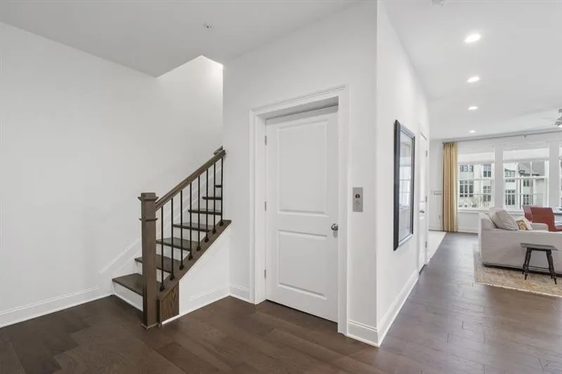 6802 Encore Boulevard, Atlanta, Georgia 30328, 3 Bedrooms Bedrooms, ,4 BathroomsBathrooms,Residential,Sold,6802 Encore Boulevard,7699981
