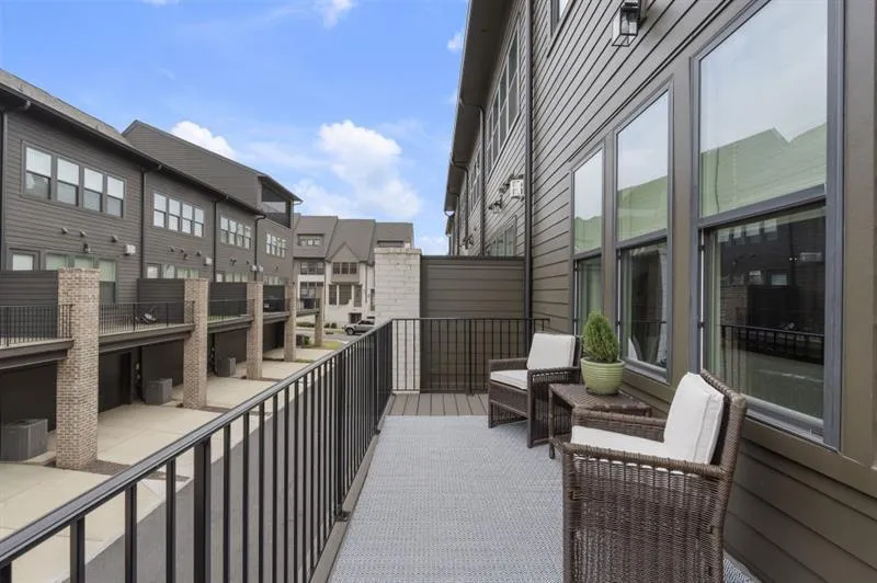 6802 Encore Boulevard, Atlanta, Georgia 30328, 3 Bedrooms Bedrooms, ,4 BathroomsBathrooms,Residential,Sold,6802 Encore Boulevard,7699981