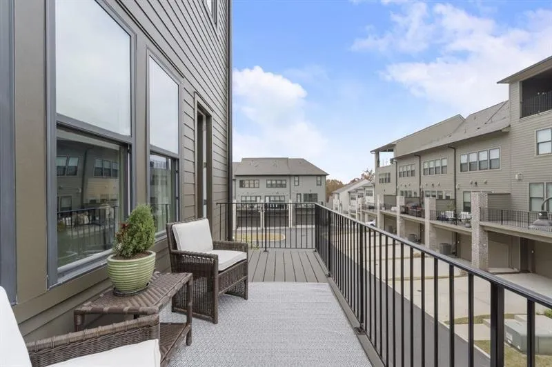 6802 Encore Boulevard, Atlanta, Georgia 30328, 3 Bedrooms Bedrooms, ,4 BathroomsBathrooms,Residential,Sold,6802 Encore Boulevard,7699981