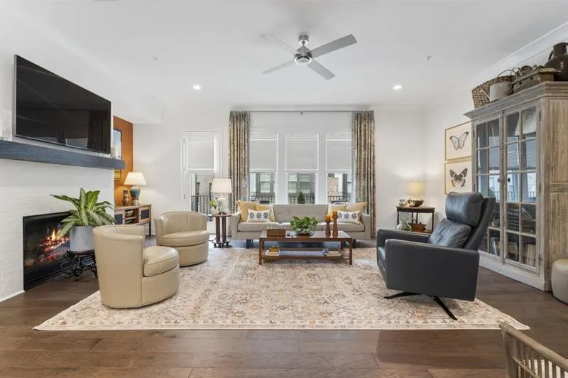 6802 Encore Boulevard, Atlanta, Georgia 30328, 3 Bedrooms Bedrooms, ,4 BathroomsBathrooms,Residential,For Sale,6802 Encore Boulevard,7699981