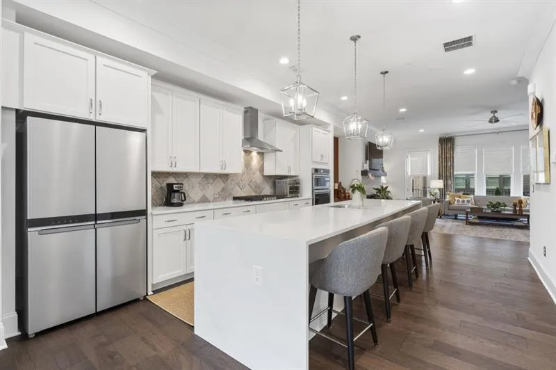 6802 Encore Boulevard, Atlanta, Georgia 30328, 3 Bedrooms Bedrooms, ,4 BathroomsBathrooms,Residential,For Sale,6802 Encore Boulevard,7699981