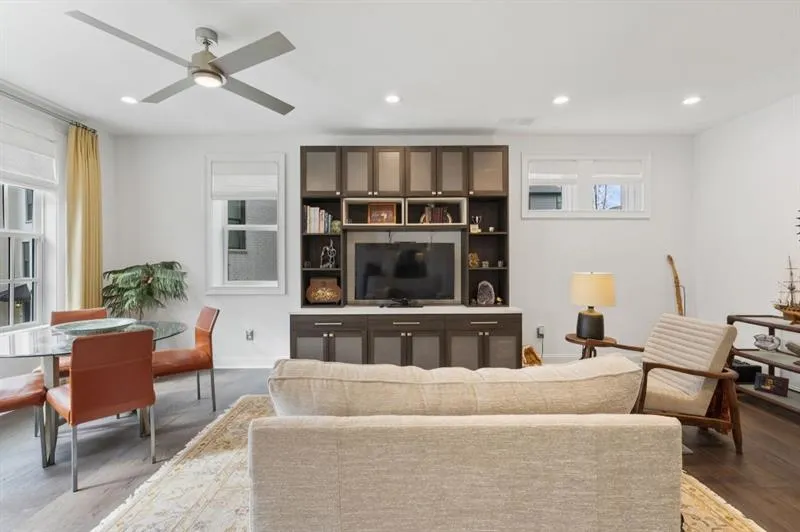 6802 Encore Boulevard, Atlanta, Georgia 30328, 3 Bedrooms Bedrooms, ,4 BathroomsBathrooms,Residential,Sold,6802 Encore Boulevard,7699981