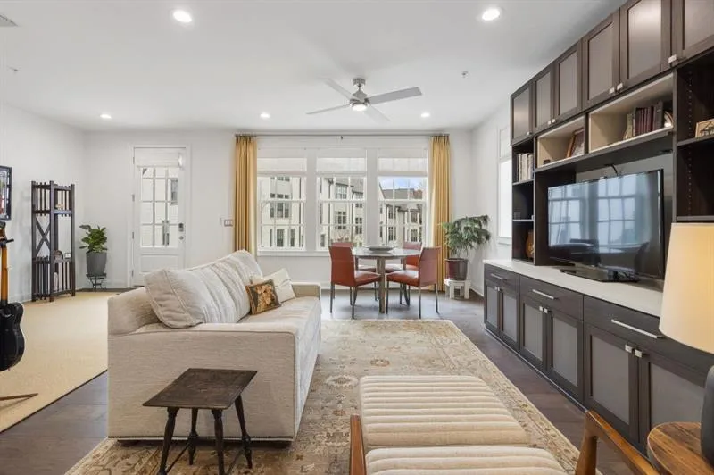 6802 Encore Boulevard, Atlanta, Georgia 30328, 3 Bedrooms Bedrooms, ,4 BathroomsBathrooms,Residential,Sold,6802 Encore Boulevard,7699981