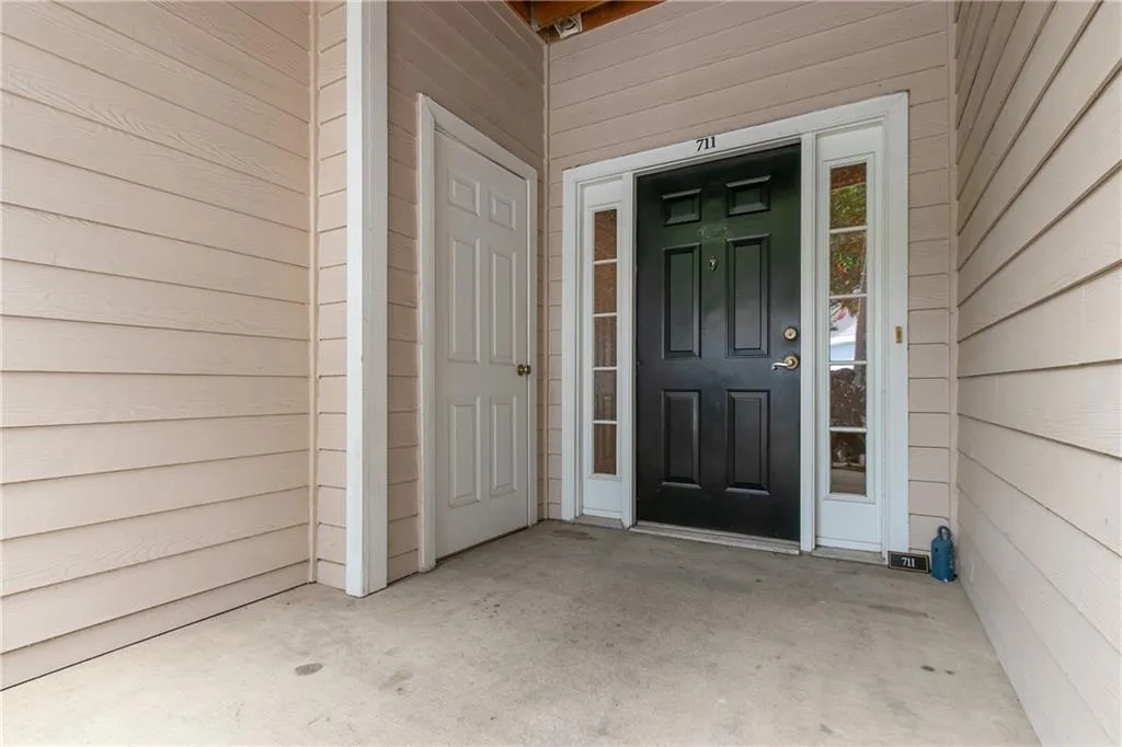 2400 Cumberland Parkway Se Unit 711, Atlanta, Georgia 30339, 2 Bedrooms Bedrooms, ,1 BathroomBathrooms,Residential,Sold,2400 Cumberland Parkway Se Unit 711,6038365