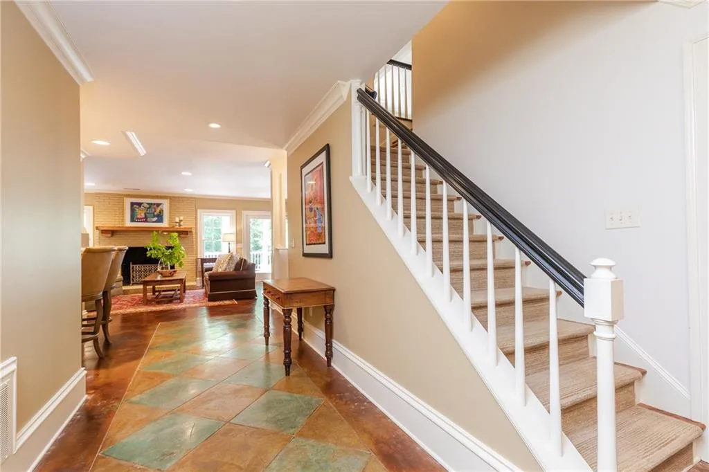 1420 N Harris Ridge, Sandy Springs, Georgia 30327, 5 Bedrooms Bedrooms, ,4 BathroomsBathrooms,Residential,Sold,1420 N Harris Ridge,6545234