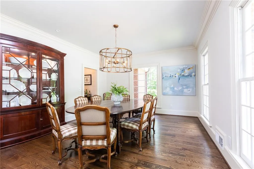 1420 N Harris Ridge, Sandy Springs, Georgia 30327, 5 Bedrooms Bedrooms, ,4 BathroomsBathrooms,Residential,Sold,1420 N Harris Ridge,6545234