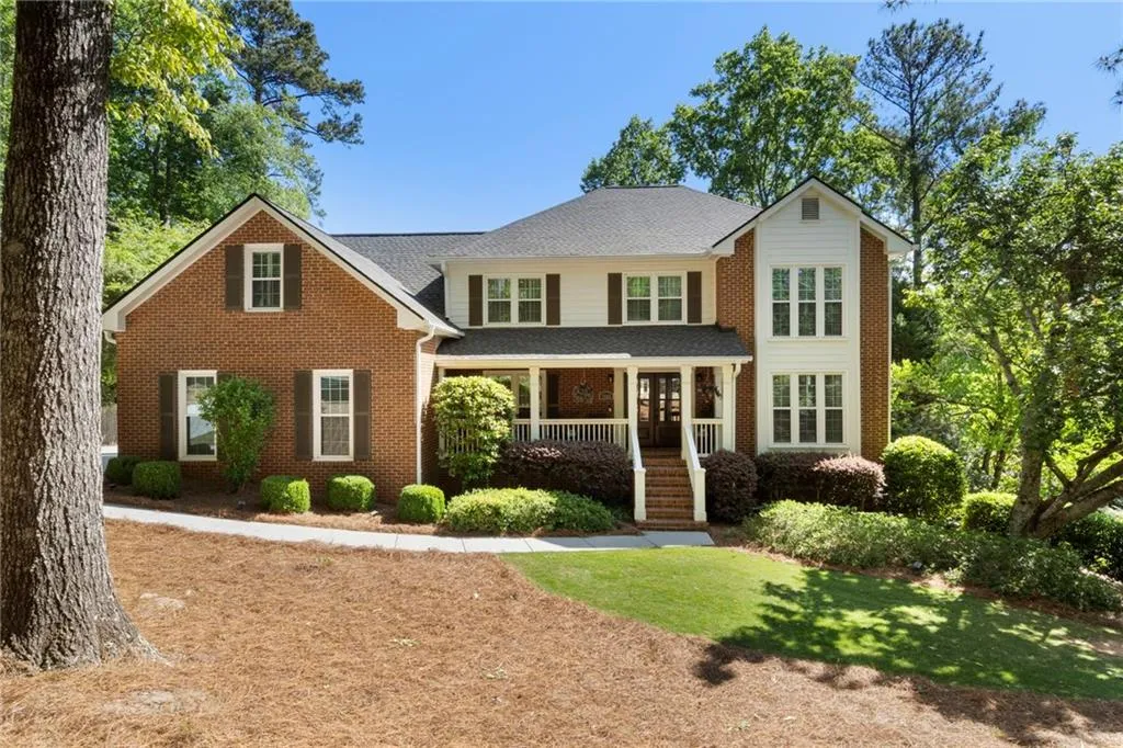7585 Hunters Woods Drive, Atlanta, Georgia 30350, 5 Bedrooms Bedrooms, ,3 BathroomsBathrooms,Residential,For Sale,7585 Hunters Woods Drive,7757974
