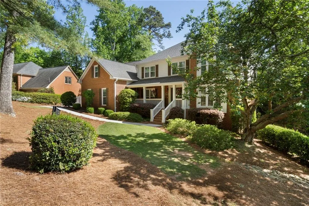 7585 Hunters Woods Drive, Atlanta, Georgia 30350, 5 Bedrooms Bedrooms, ,3 BathroomsBathrooms,Residential,For Sale,7585 Hunters Woods Drive,7757974