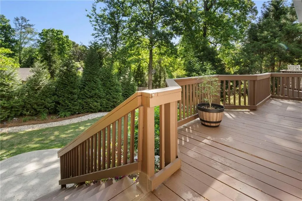 7585 Hunters Woods Drive, Atlanta, Georgia 30350, 5 Bedrooms Bedrooms, ,3 BathroomsBathrooms,Residential,For Sale,7585 Hunters Woods Drive,7757974