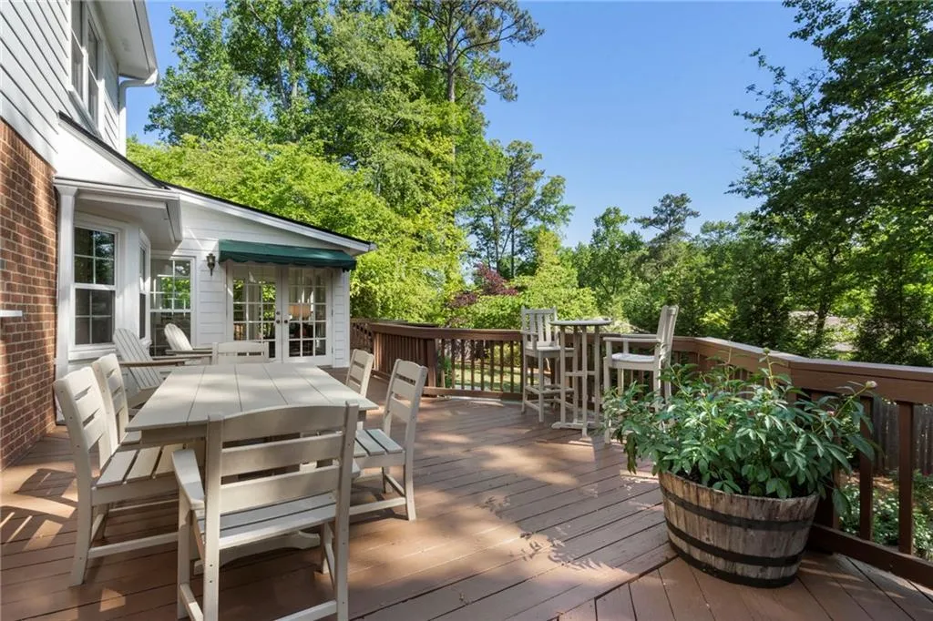 7585 Hunters Woods Drive, Atlanta, Georgia 30350, 5 Bedrooms Bedrooms, ,3 BathroomsBathrooms,Residential,For Sale,7585 Hunters Woods Drive,7757974