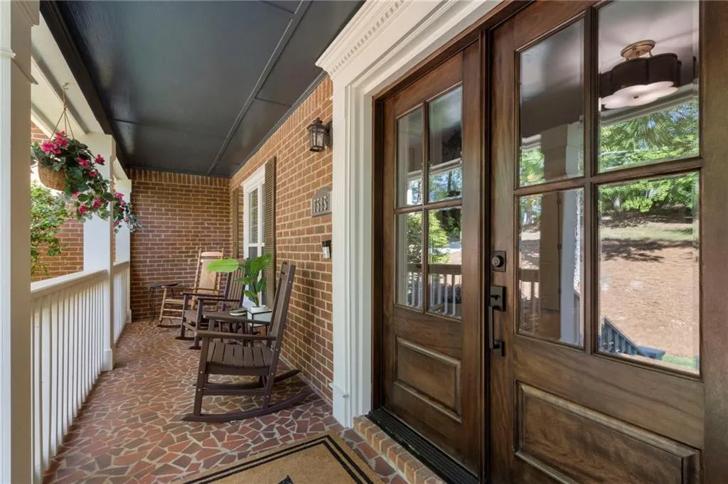 7585 Hunters Woods Drive, Atlanta, Georgia 30350, 5 Bedrooms Bedrooms, ,3 BathroomsBathrooms,Residential,For Sale,7585 Hunters Woods Drive,7757974