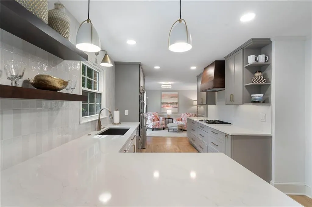 7585 Hunters Woods Drive, Atlanta, Georgia 30350, 5 Bedrooms Bedrooms, ,3 BathroomsBathrooms,Residential,For Sale,7585 Hunters Woods Drive,7757974