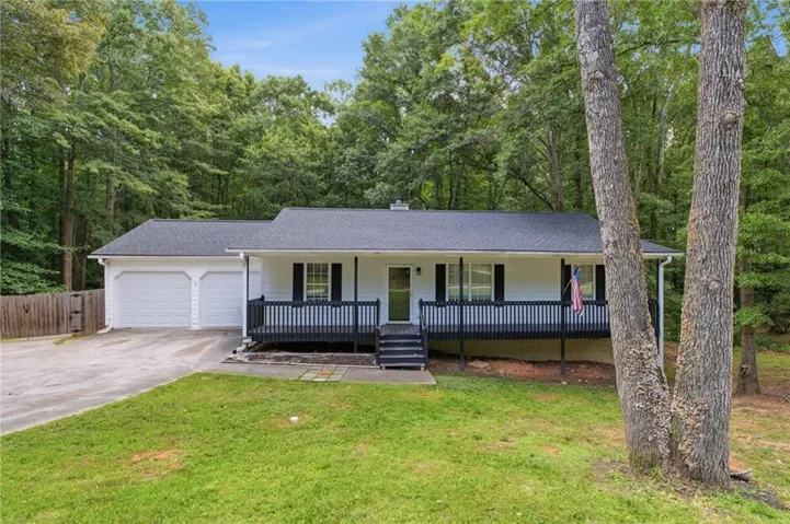 108 Shadow Wood Drive, Douglasville, Georgia 30134